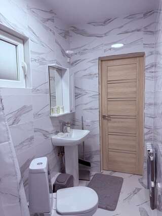 Гостиница Панорама Малореченское Дом с 2 спальнями-7